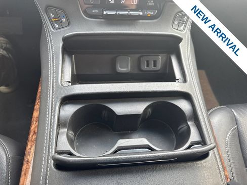 Used 2019 Chevrolet Tahoe Premier AWD/4WD image 29