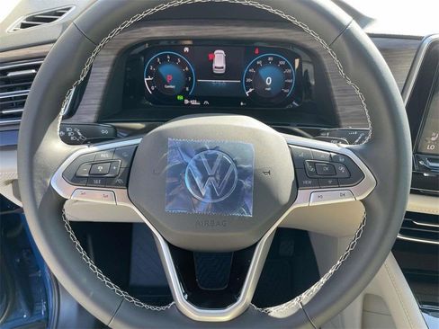 New 2025 Volkswagen Atlas SEL image 18
