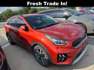 Used 2020 Kia Niro Touring image 1