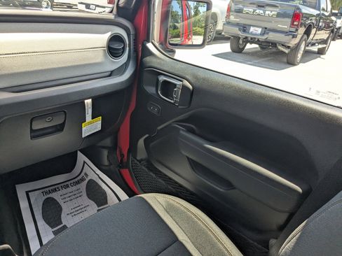 New 2025 Jeep Wrangler Unlimited Sport image 15