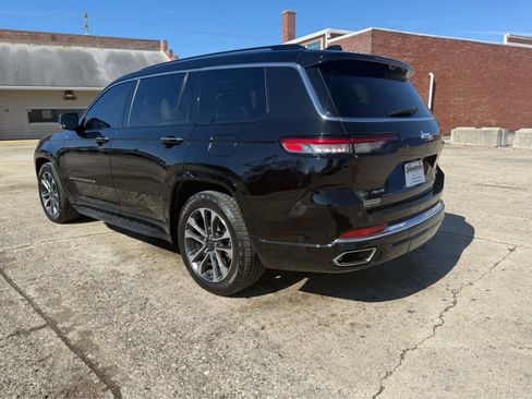 Used 2021 Jeep Grand Cherokee L Overland w/ Luxury Tech Group IV image 3