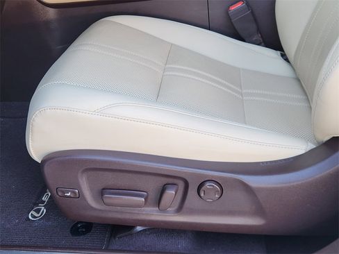 Used 2020 Lexus RX 350L Luxury image 24