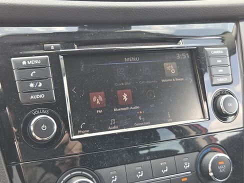Used 2021 Nissan Rogue Sport S FWD image 19