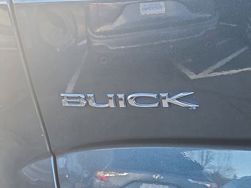 Used 2018 Buick Enclave Premium w/ Experience Buick Package image 30