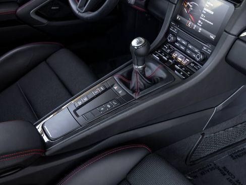Certified 2018 Porsche 911 GT3 RWD image 48
