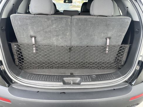 Used 2013 Kia Sorento LX image 30