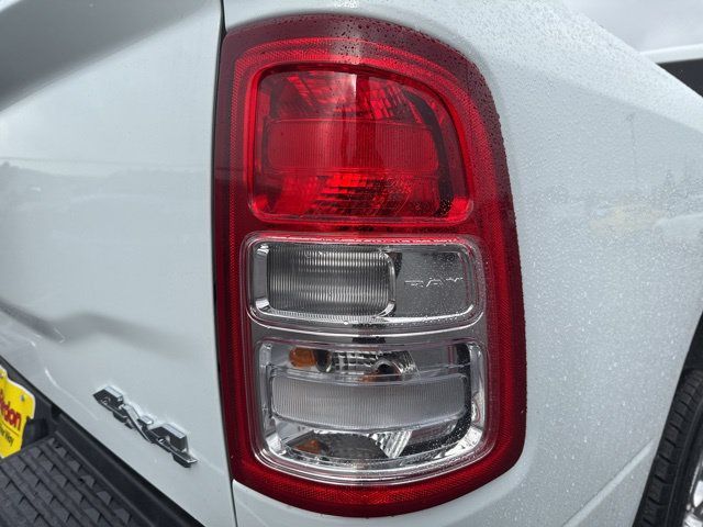 Used 2024 RAM 3500 Big Horn AWD/4WD image 15