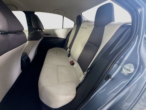Used 2022 Toyota Corolla LE FWD image 24