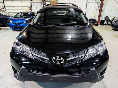 Used 2014 Toyota RAV4 LE AWD/4WD image 10