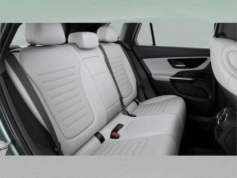 Certified 2026 Mercedes-Benz GLC 300 image 43