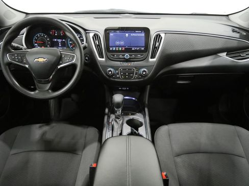 Used 2024 Chevrolet Malibu LT FWD image 9