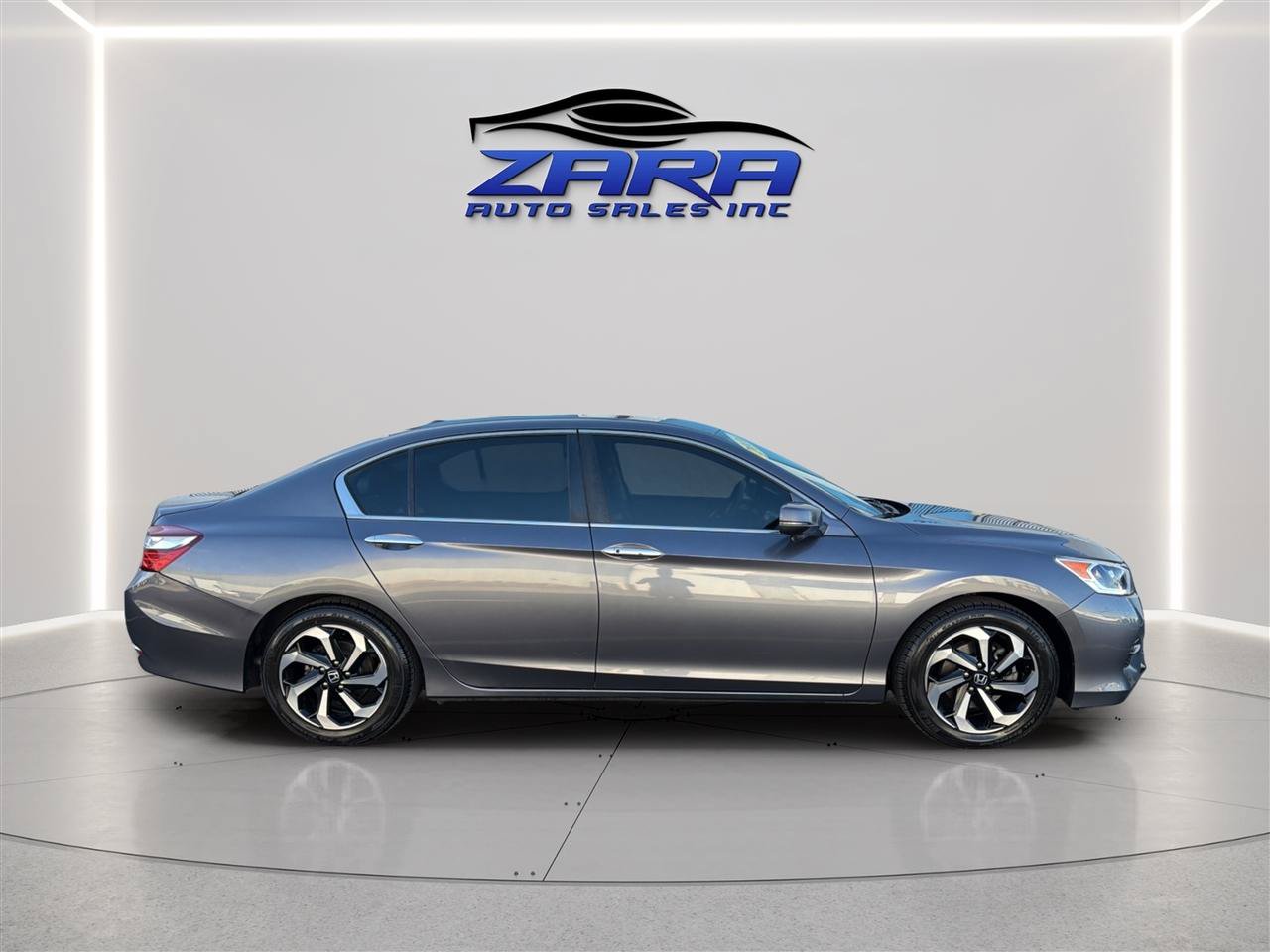 Used 2016 Honda Accord EX image 8
