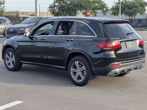 Used 2022 Mercedes-Benz GLC 300 image 7