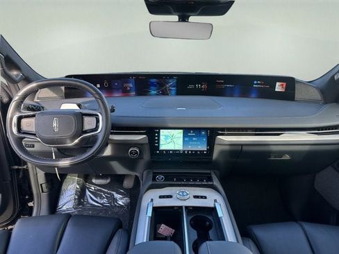 New 2026 Lincoln Navigator Reserve w/ Jet Appearance Package AWD/4WD image 12