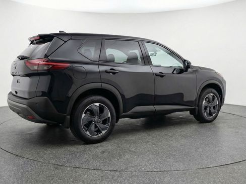 Used 2025 Nissan Rogue SV AWD/4WD image 9