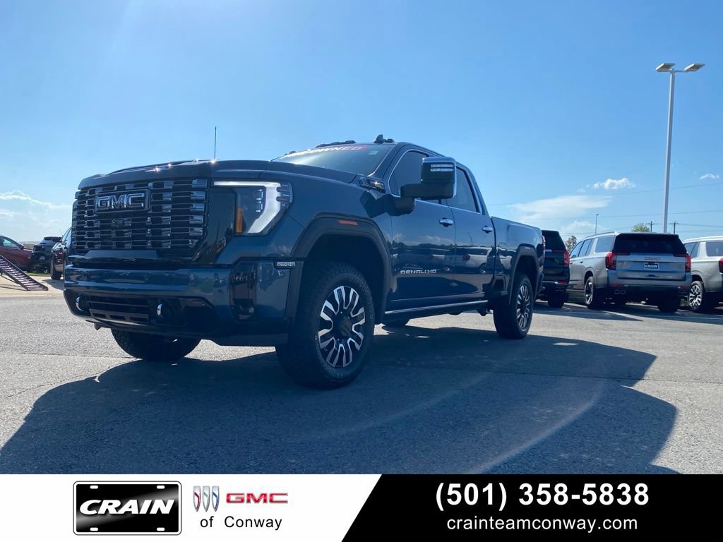 Used 2026 GMC Sierra 2500 Denali Ultimate AWD/4WD image 1