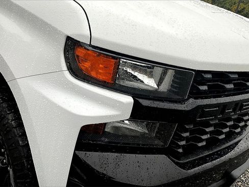 Used 2019 Chevrolet Silverado 1500 Custom Trail Boss w/ Custom Convenience Package image 28