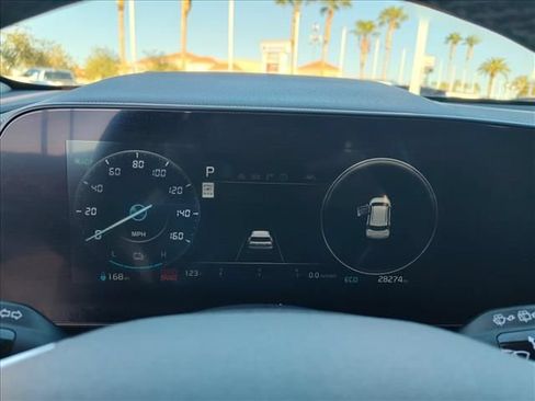Used 2023 Kia Niro Wind w/ Wind Preserve Package FWD image 16