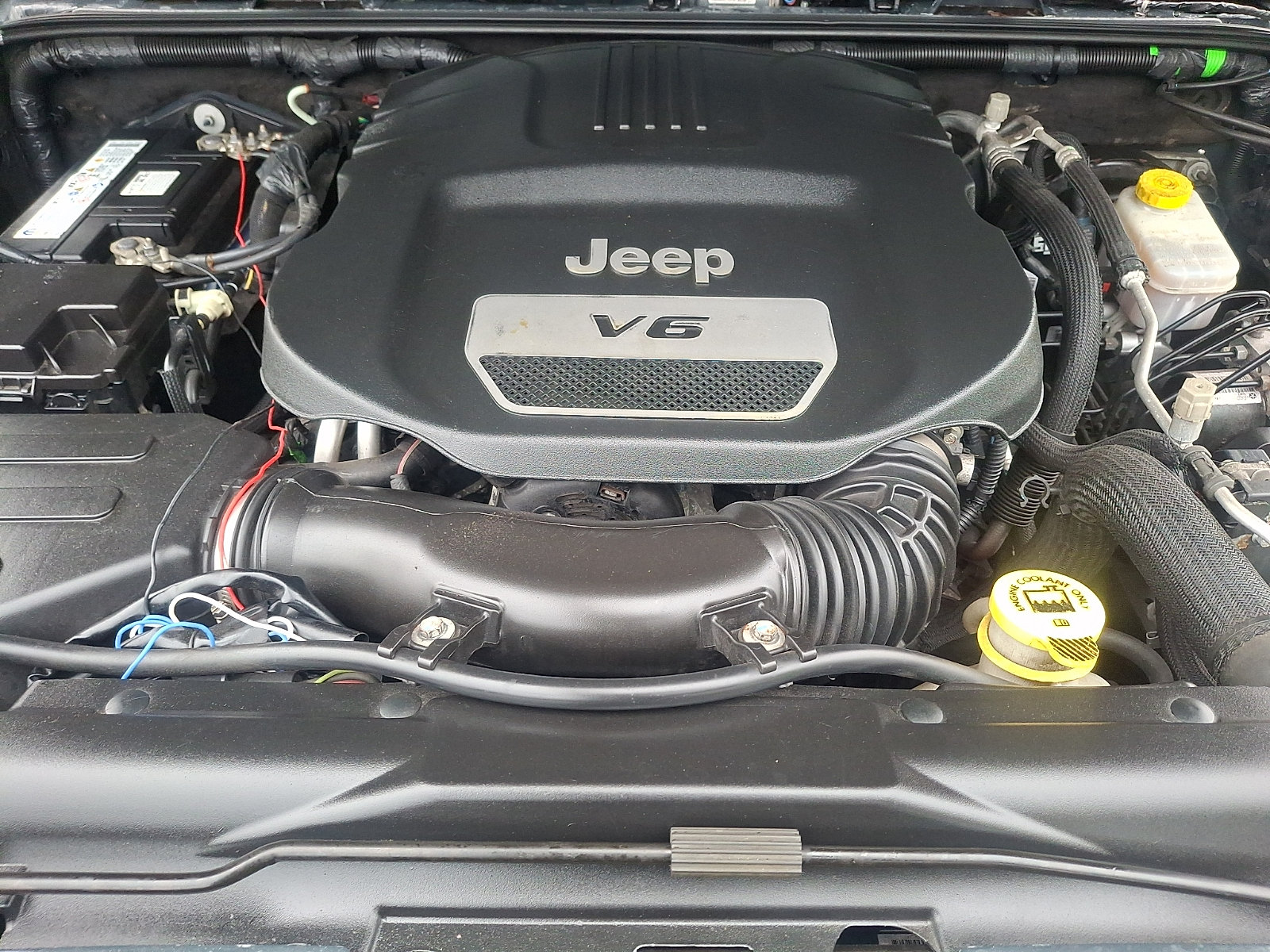 Used 2018 Jeep Wrangler Unlimited Sport S AWD/4WD image 27