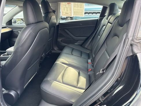 Used 2020 Tesla Model 3 RWD image 18