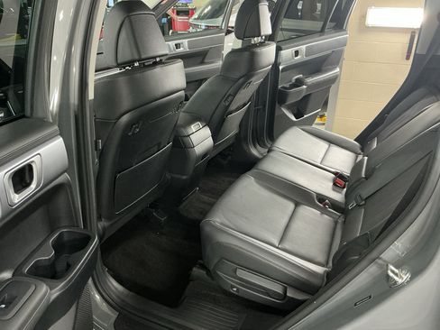 Certified 2024 Hyundai Santa Fe SEL AWD/4WD image 14