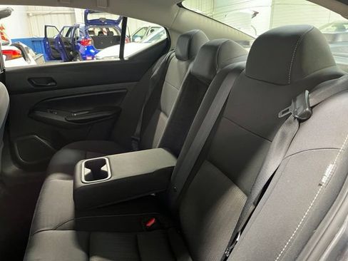 Used 2024 Nissan Altima 2.5 SV FWD image 18