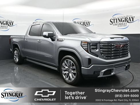 Used 2025 GMC Sierra 1500 Denali w/ Denali Reserve Package AWD/4WD image 1