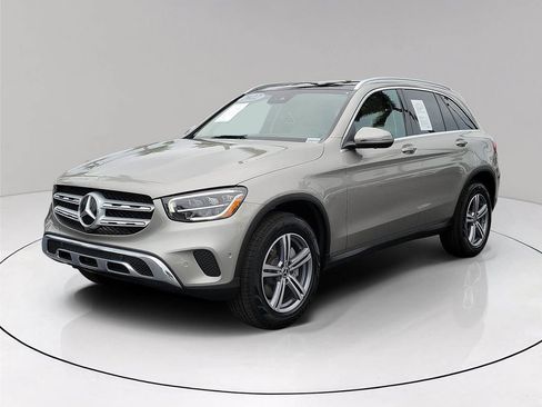 Certified 2022 Mercedes-Benz GLC 300 GLC 300 image 3