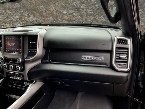 Used 2019 RAM 1500 Big Horn image 15