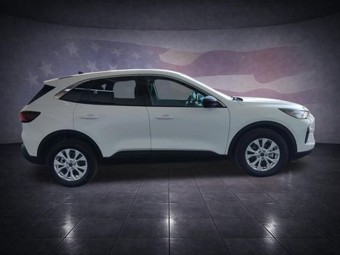 Used 2023 Ford Escape Active AWD/4WD image 6