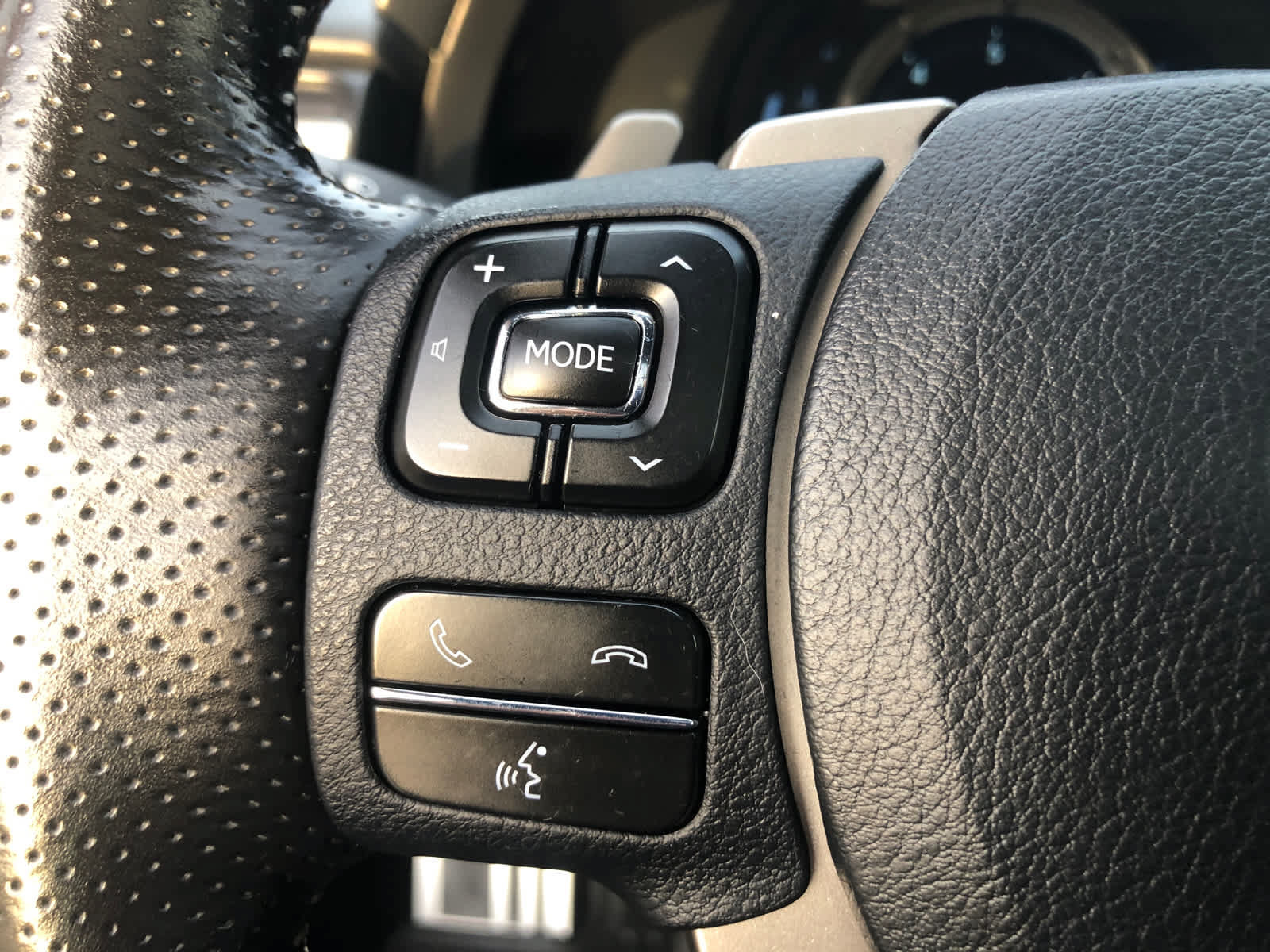 Used 2020 Lexus RC 300 F Sport w/ Accessory Package AWD/4WD image 7