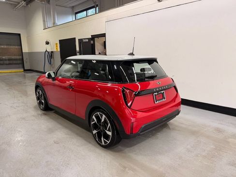 Used 2025 MINI Cooper S FWD image 3