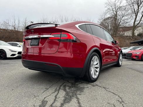 Used 2020 Tesla Model X Long Range image 18