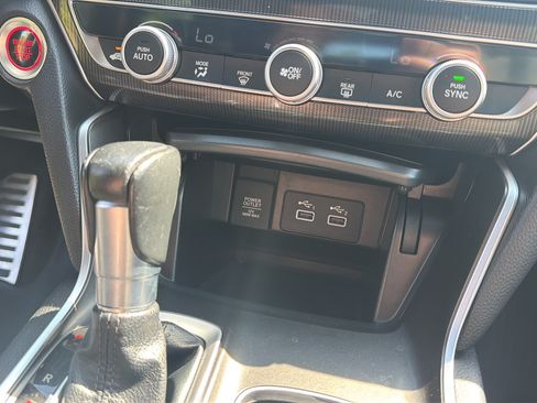 Used 2022 Honda Accord Sport image 26