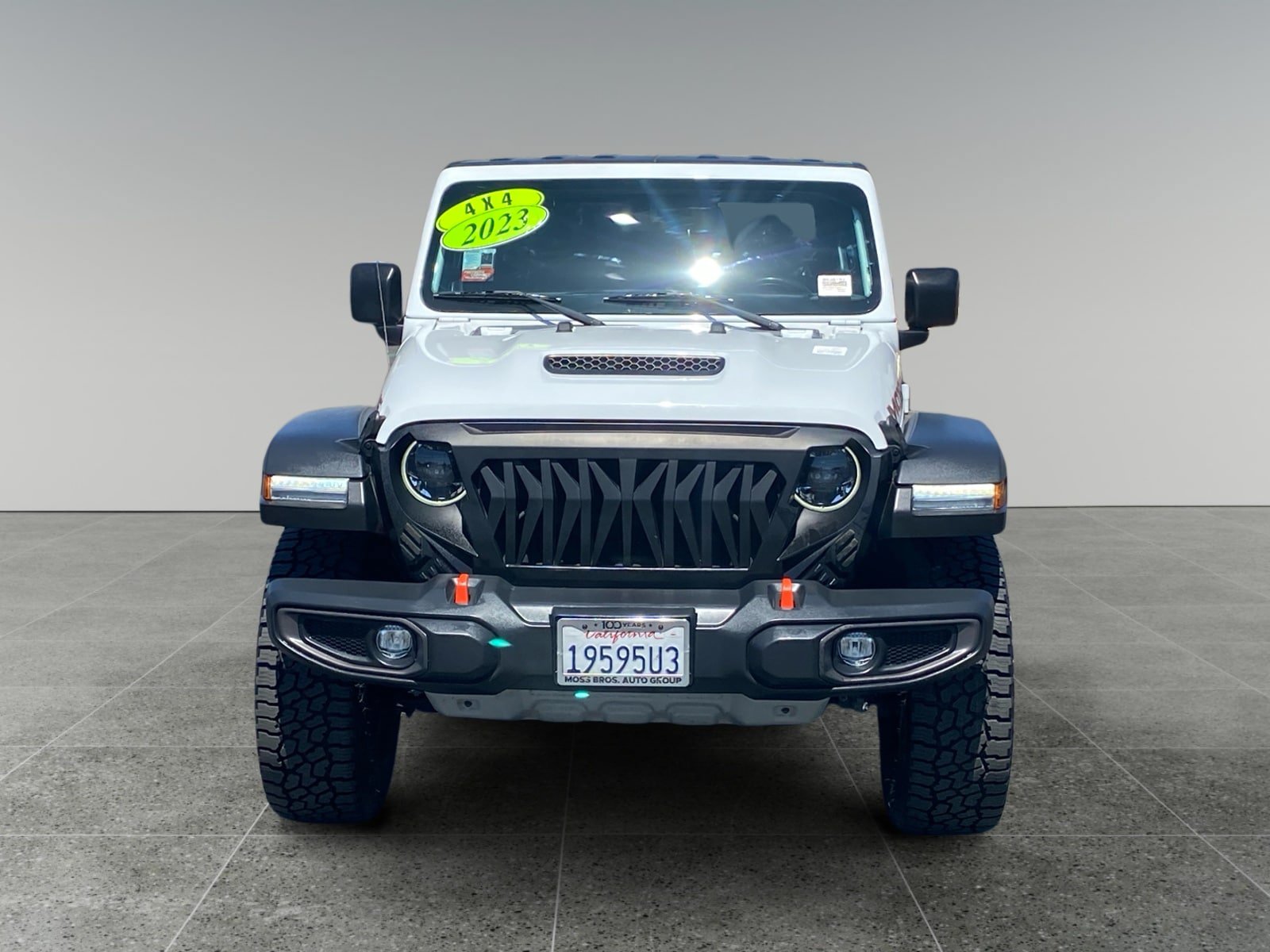 Used 2023 Jeep Gladiator Mojave w/ LED Lighting Group AWD/4WD image 8