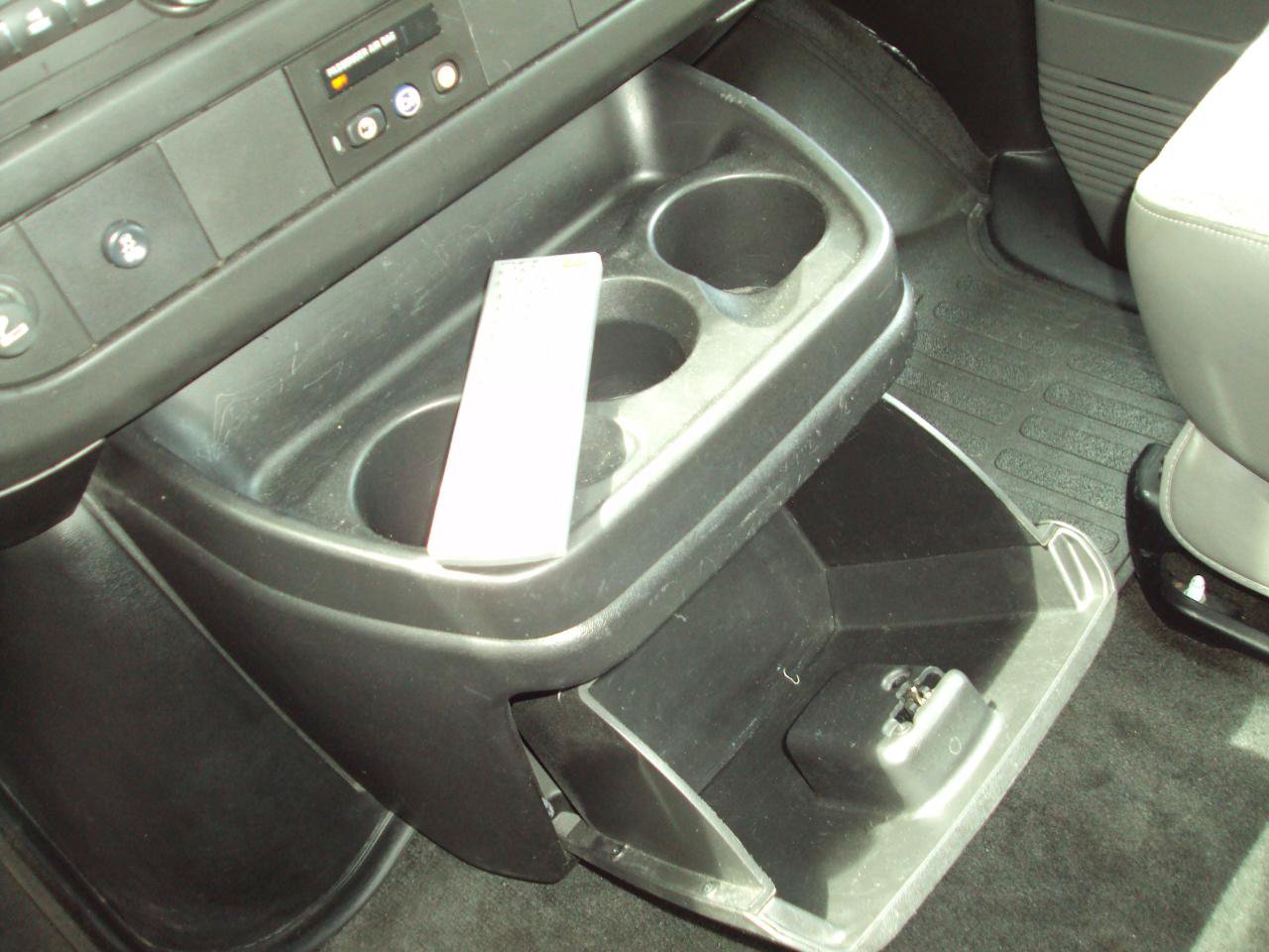 Used 2014 GMC Savana 1500 LT w/ LT Preferred Equipment Group AWD/4WD image 37
