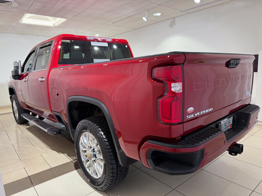 Used 2022 Chevrolet Silverado 2500 High Country w/ Z71 Off-Road Package AWD/4WD image 3