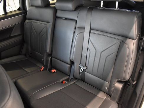 Used 2025 Hyundai Santa Fe SEL image 7