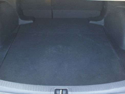 Used 2022 Toyota Corolla LE image 14