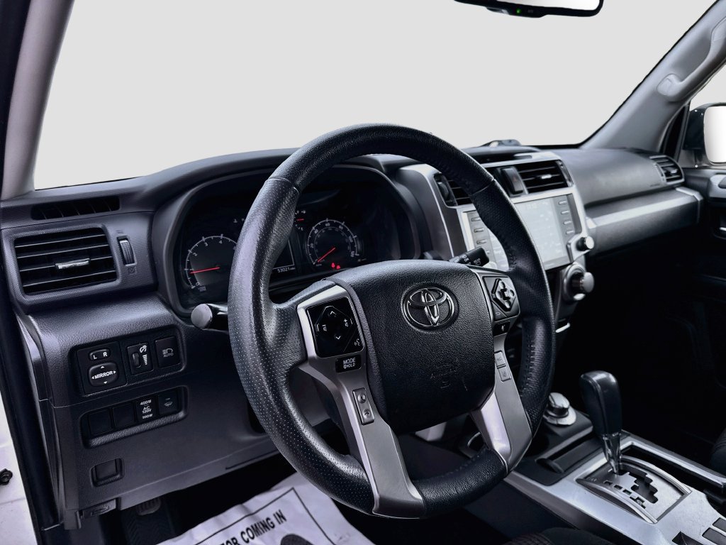 Used 2022 Toyota 4Runner Trail Special Edition AWD/4WD image 9