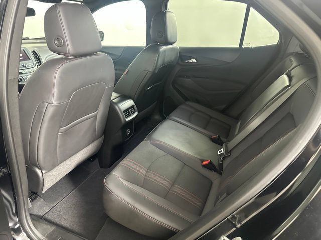 Used 2022 Chevrolet Equinox RS AWD/4WD image 19