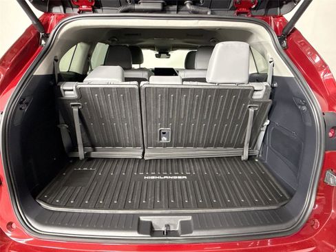 Certified 2026 Toyota Highlander Limited AWD/4WD image 54