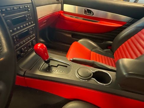 Used 2002 Ford Thunderbird RWD image 15
