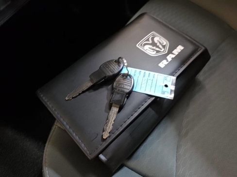 Used 2018 RAM 5500 Tradesman image 18