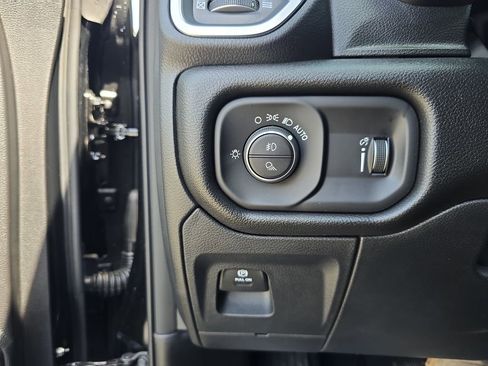 New 2026 RAM 1500 Express AWD/4WD image 26