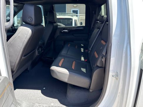 Used 2024 GMC Sierra 2500 AT4 w/ AT4 Premium Plus Package AWD/4WD image 14