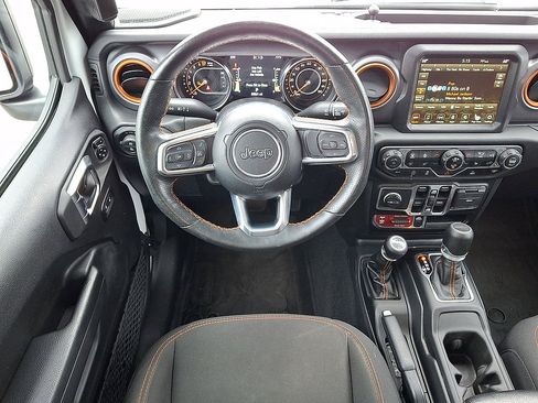 Used 2023 Jeep Gladiator Mojave w/ Cold Weather Group AWD/4WD image 27
