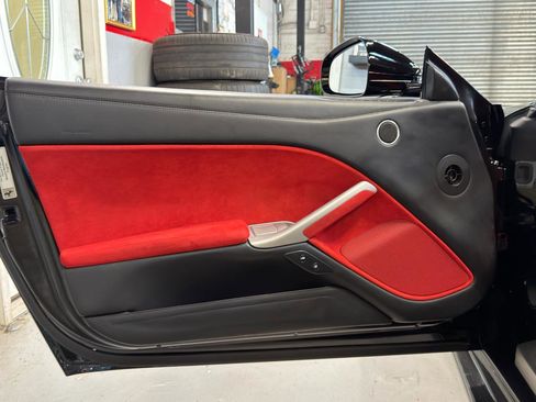 Used 2013 Ferrari F12 Berlinetta image 16