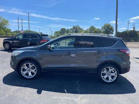 Used 2017 Ford Escape Titanium w/ Equipment Group 301A AWD/4WD image 3