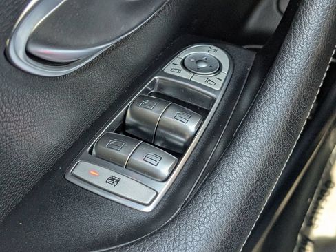 Used 2020 Mercedes-Benz E 450 4MATIC Sedan image 13